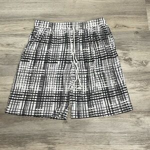 Simply Vera Vera Wang Gray & White Striped Elastic Drawstring Waist Short Size M